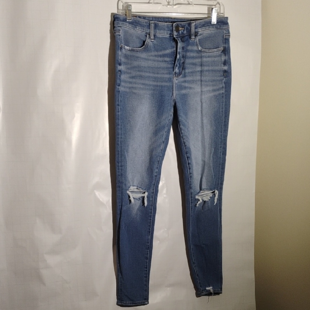 American Eagle Blue Distressed Jeans Size 8